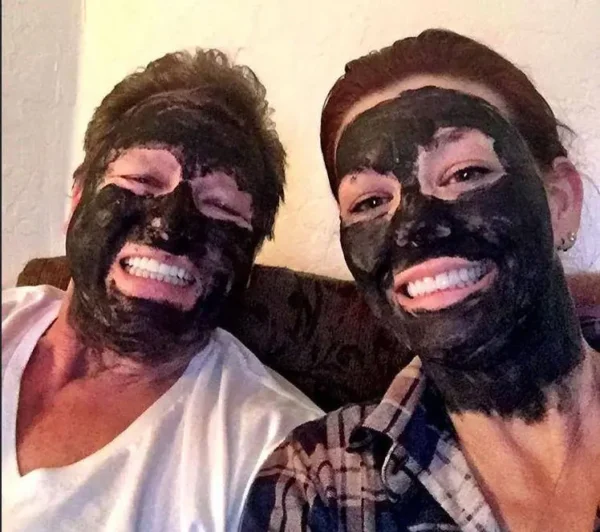 Organic Acne Face Mask - Activated Charcoal - Superior Detox & Purification - Image 5